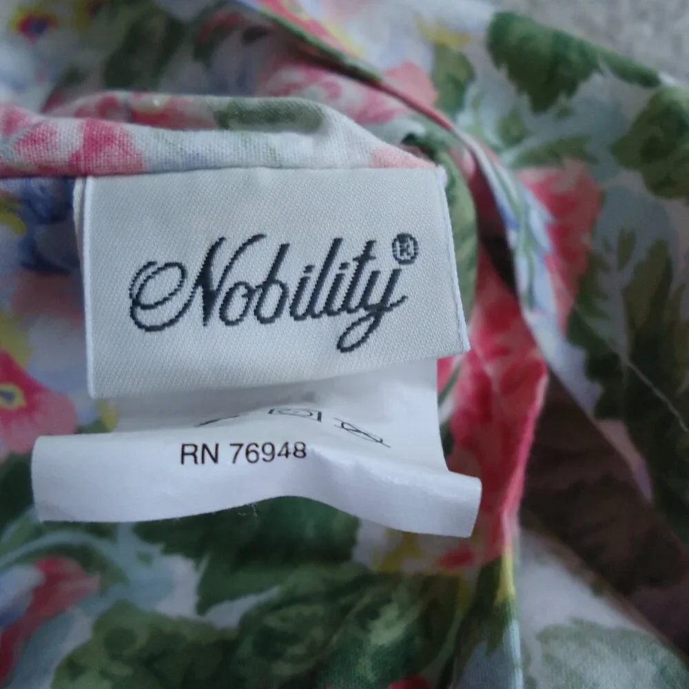 Nobility Shams Vintage Set of 2